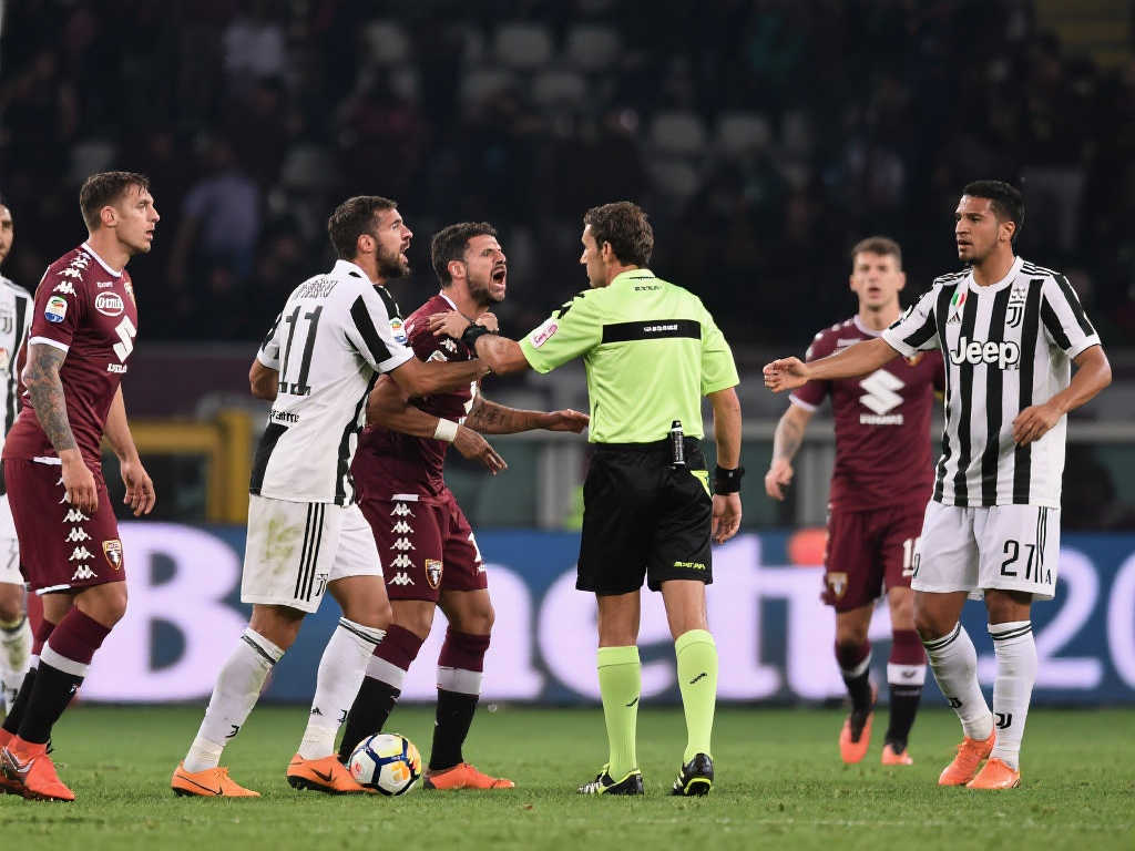 在演播室里 在演播室里